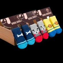 Pet bear bear scratch socks