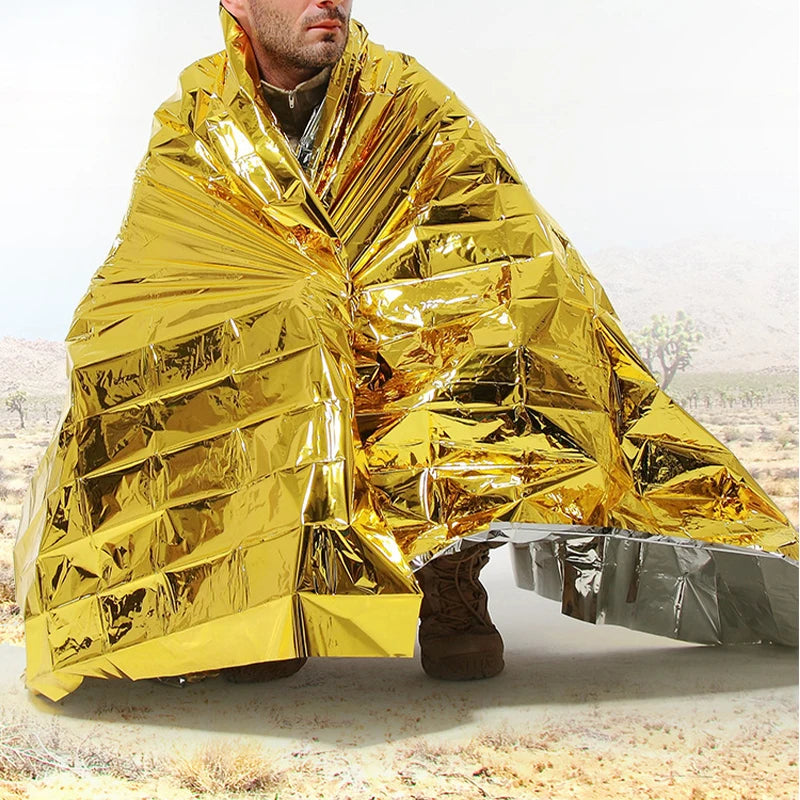 Emergency Blanket Outdoor Survive First Aid Rescue Kit