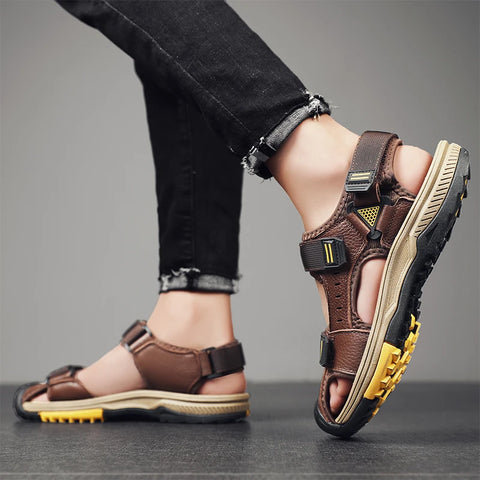 Hot Sale Summer Beach Men's Sandals Handmade Genuine Leather Sandals Outdoor Non-slip Wading Shoes Comfortable Men Casual Shoes