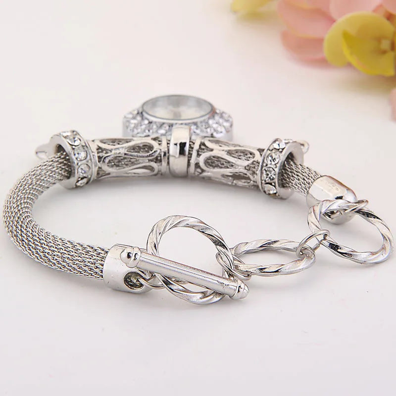 2024 Cute Golden Silver Heart Bracelet Watch INS Style Girl Women Heart Steel Band Bracelet Lover Watch Gift for Girlfriend