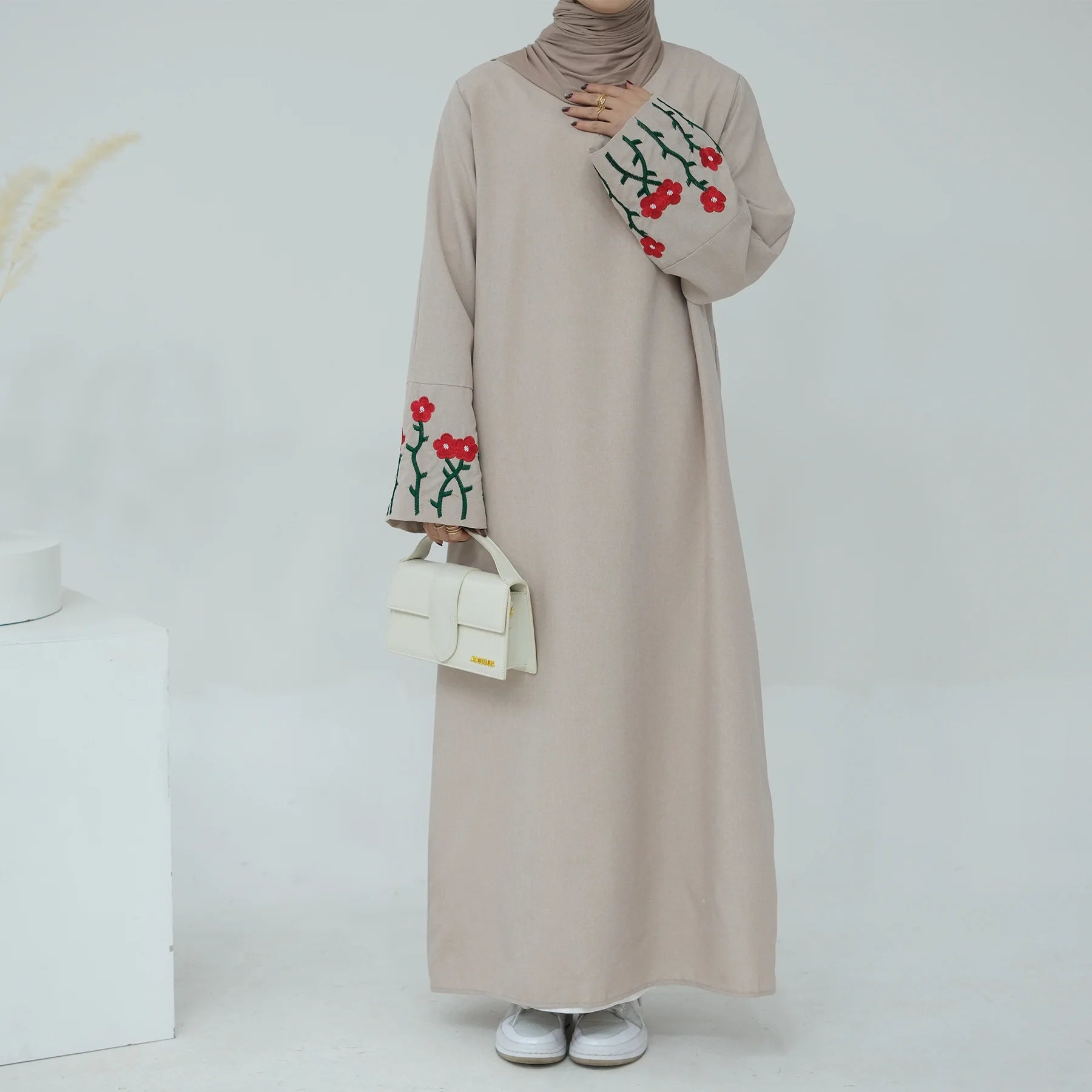 Saudi Embroidery Floral Abaya for Women