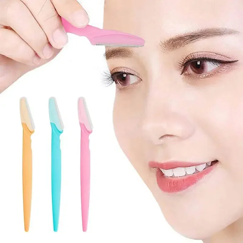 Woman Eyebrows Shaping Knife