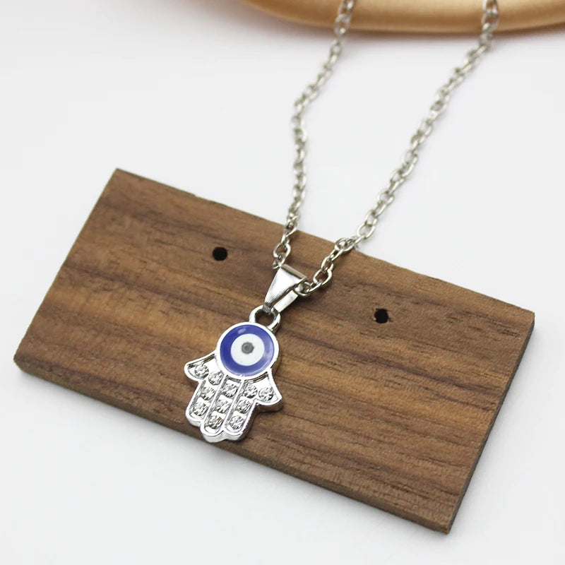 New Crystal Fatima Enamel Palm Blue Evil Eye Pendant Fashion Chain Necklace Korean Popular Women Charm Clavicle Collar Jewelry