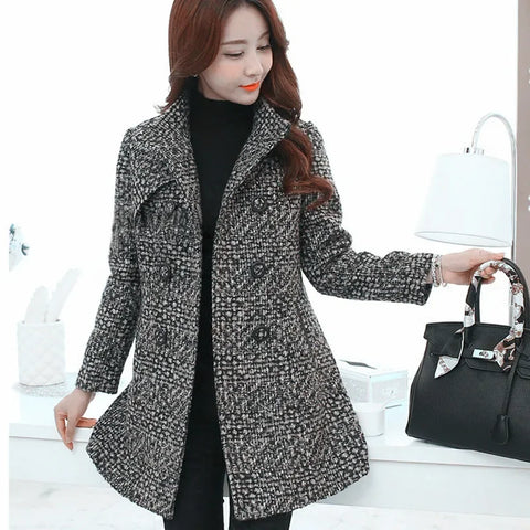 New Women's Wool Blends Coat Winter Autumn Fashion Elegant Mother Turtleneck Plaid Slim Long Tweed Woolen Outerwear Female