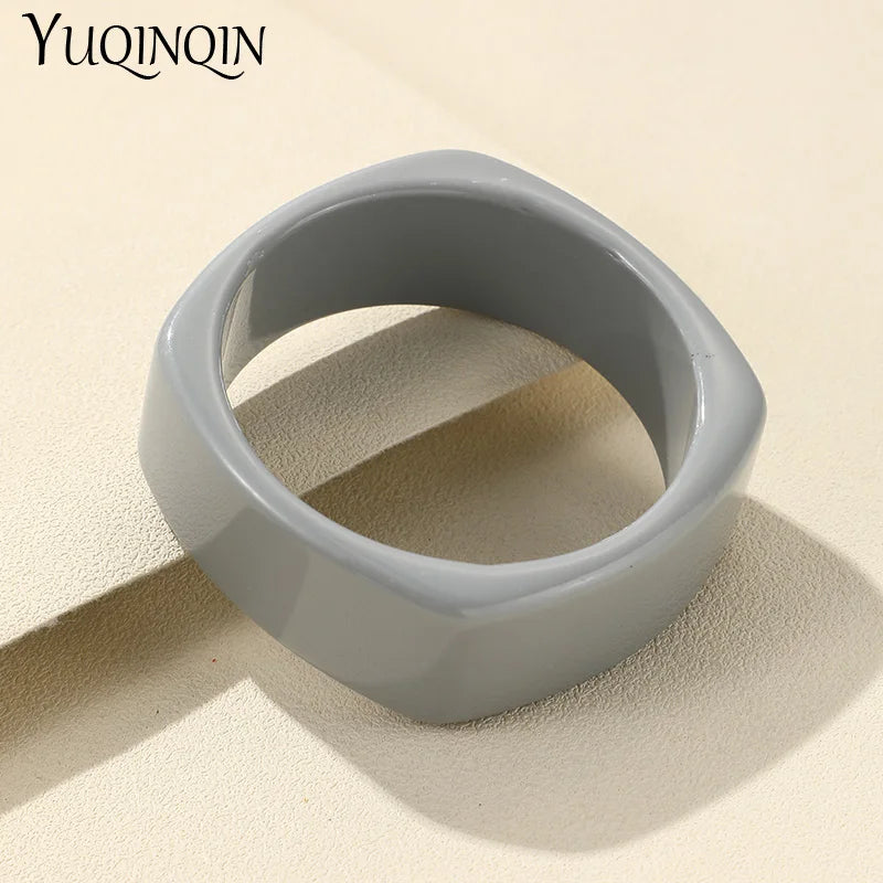 Vintage Acrylic Cuff Fashion Bracelets Bangles for Women New Trendy Blue Wide Geometric Resin Simple Bracelets Charm Jewelry