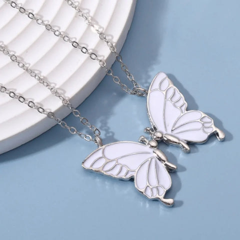 2PCs Beauty Butterfly Pendant Necklaces Women Men Couple Choker Necklace  Vintage Clavicle Chains Lover Friendship Jewelry Gift