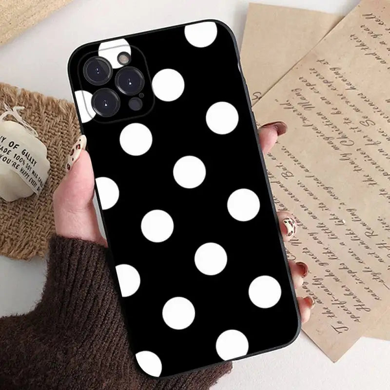 Black And White Polka Dot Phone Case For iPhone 8 7 6 6S Plus X SE 2020 XR XS 14 11 12 13 Mini Pro Max Mobile Case