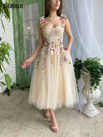 Bohemian Appliques Tank Sleeve Homecoming Dress Romantic Tea-length 3D Flower Cocktail Party Gown Pastrol Vestidos De Novia