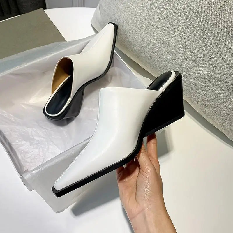 Shoes Woman's Slippers Loafers Luxury Slides Female Mule Cover Toe Square heel On A Wedge Heeled Mules Low 2024 Designer Block