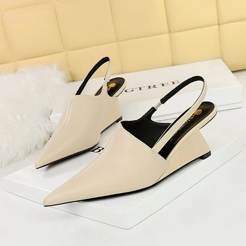 Shoes Woman's Slippers Loafers Luxury Slides Female Mule Cover Toe Square heel On A Wedge Heeled Mules Low 2024 Designer Block