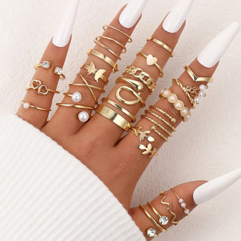 Bohemian Vintage Irregularly Ring Set for Women Gold Color Boho Butterfly Snake Heart Geometric Rings Retro Fashion Jewelry Gift