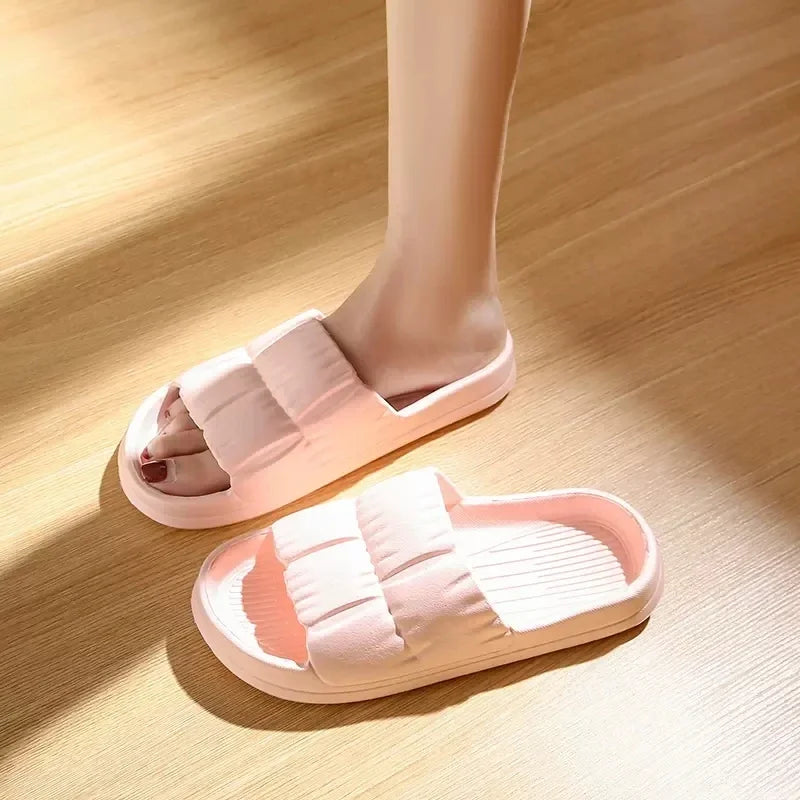 Women's Soft Bottom Cloud Slippers Four Seasons Summer Couple Slippers Indoor Outdoor Beach Sandals EVA Anti-slip Flip Flops