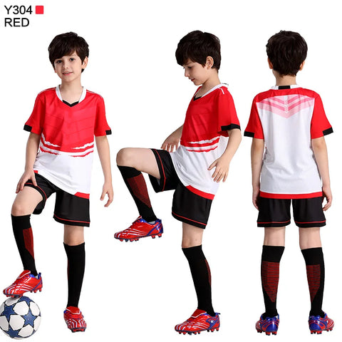 Kids Football Jersey Personalized Custom Boy Soccer Jersey Set Polyester Soccer Uniform Breathable Football Uniform For Children