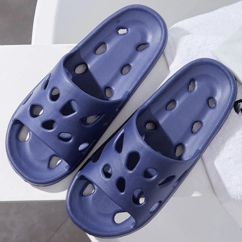 Women Bathroom Slippers Cloud Cushion Slides Summer Flat Sandals Thick Platform Shoes Man Indoor Non-Slip Flip Flops Couple Shoe