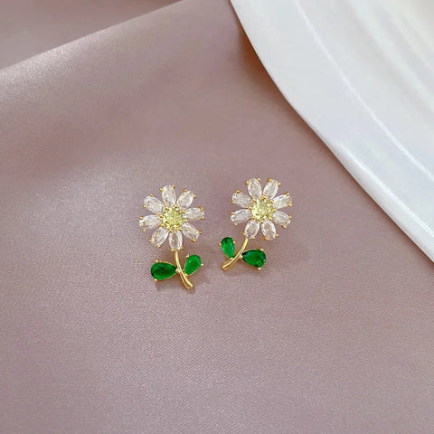 Classic Green Leaf Flower Necklace and Earrings Set Light Luxury Sunflower Personalized Banquet Stainless Steel Jewelry