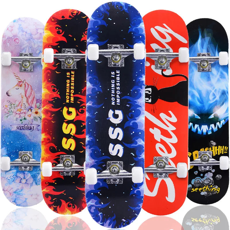 31inch Street Maple Skateboard Adult Four-Wheel Alloy Double Tilt Skateboard Printed Patterns Long Board Beginner Teenager Gift