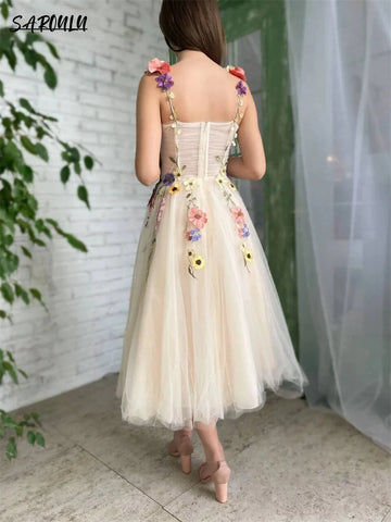 Bohemian Appliques Tank Sleeve Homecoming Dress Romantic Tea-length 3D Flower Cocktail Party Gown Pastrol Vestidos De Novia