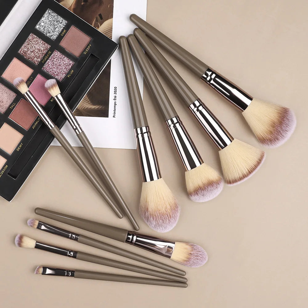 Champagne Golden Makeup Brushes