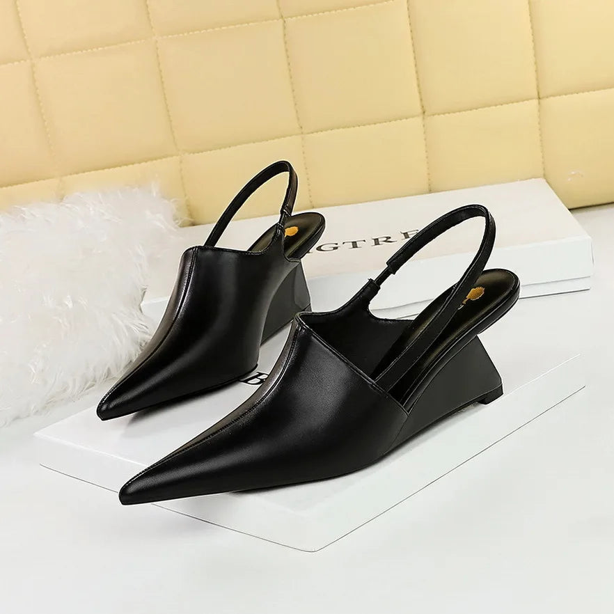 Shoes Woman's Slippers Loafers Luxury Slides Female Mule Cover Toe Square heel On A Wedge Heeled Mules Low 2024 Designer Block