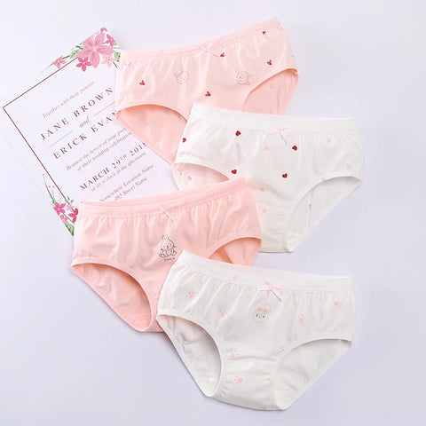 3-8 years old girls' underwear P baby middle-aged girl A class cotton student children's triangle shorts female