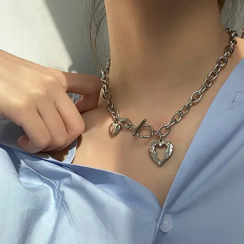 Accessories for Women Love Heart Buckle Necklace for Women Temperament Clavicle Chain Wedding Party Jewelry Gift Collares