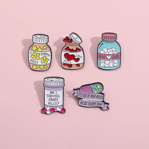 Love Pills Enamel Pins Five Point Star Medicine Bottle Capsule Alloy Brooch Pharmacy Badge Trendy Lapel Jewelry Gift for Friends