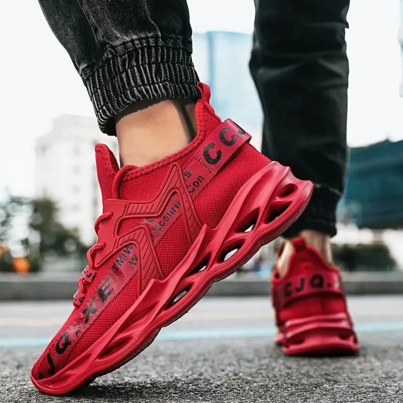 Outdoor Running Shoes Men Sneakers Non-slip Lightweight Autumn Winter Men's Causal Shoes Small Size Luxury Brand mens Sneakers