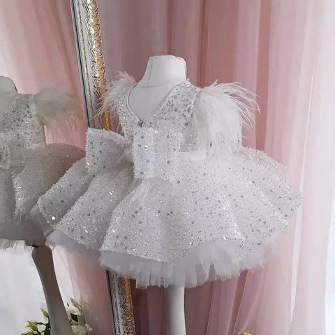 White Flower Girl Dresses Tulle Puffy Sequin Skirt With Bow Feather Shoulder For Wedding Birthday Banquet Princess Gowns