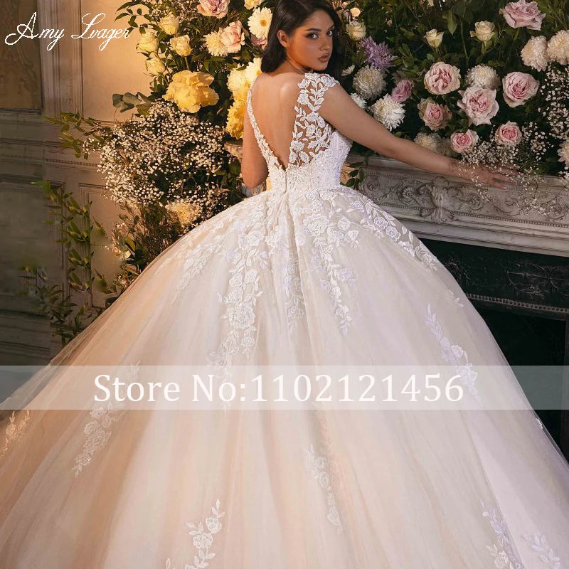 Romantic Scoop Neck Backless Princess Bridal Gown